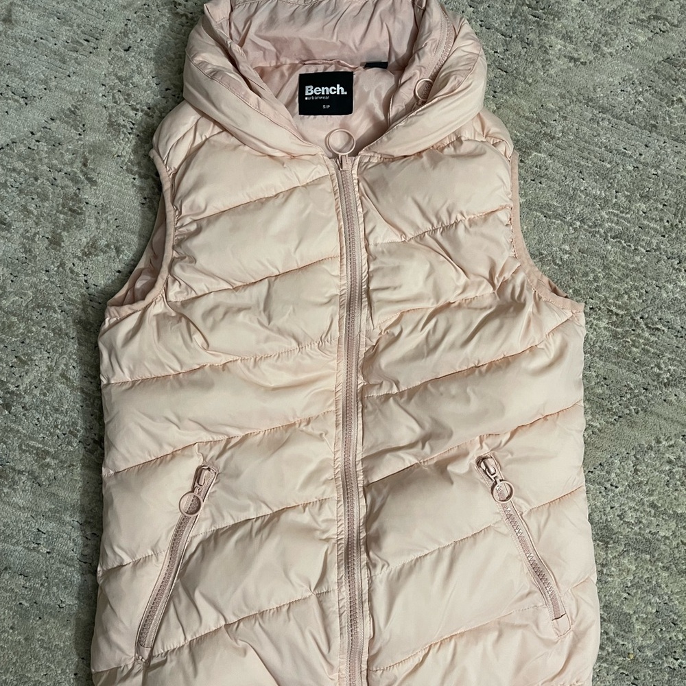 Bench Women's Pale Pink Quilted Hooded Puffer Vest